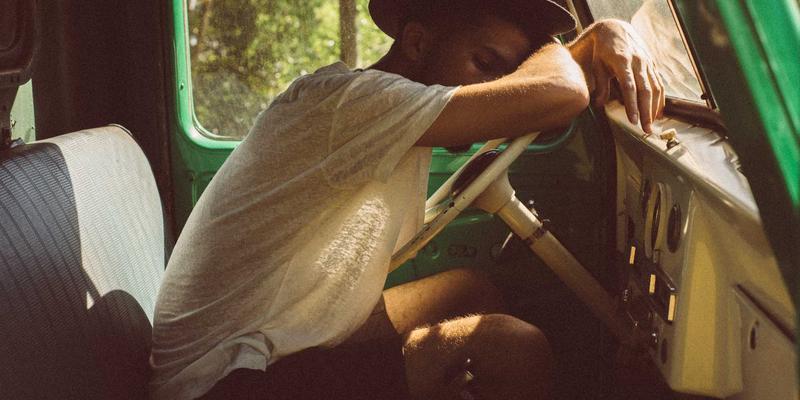 从毫米到微升的守护:四川汉森口服液联动线如何以精密加工与定制化技术重塑灌装精度与防差错标准